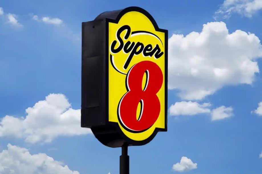 Super 8 By Wyndham Youngstown Girard Bagian luar foto