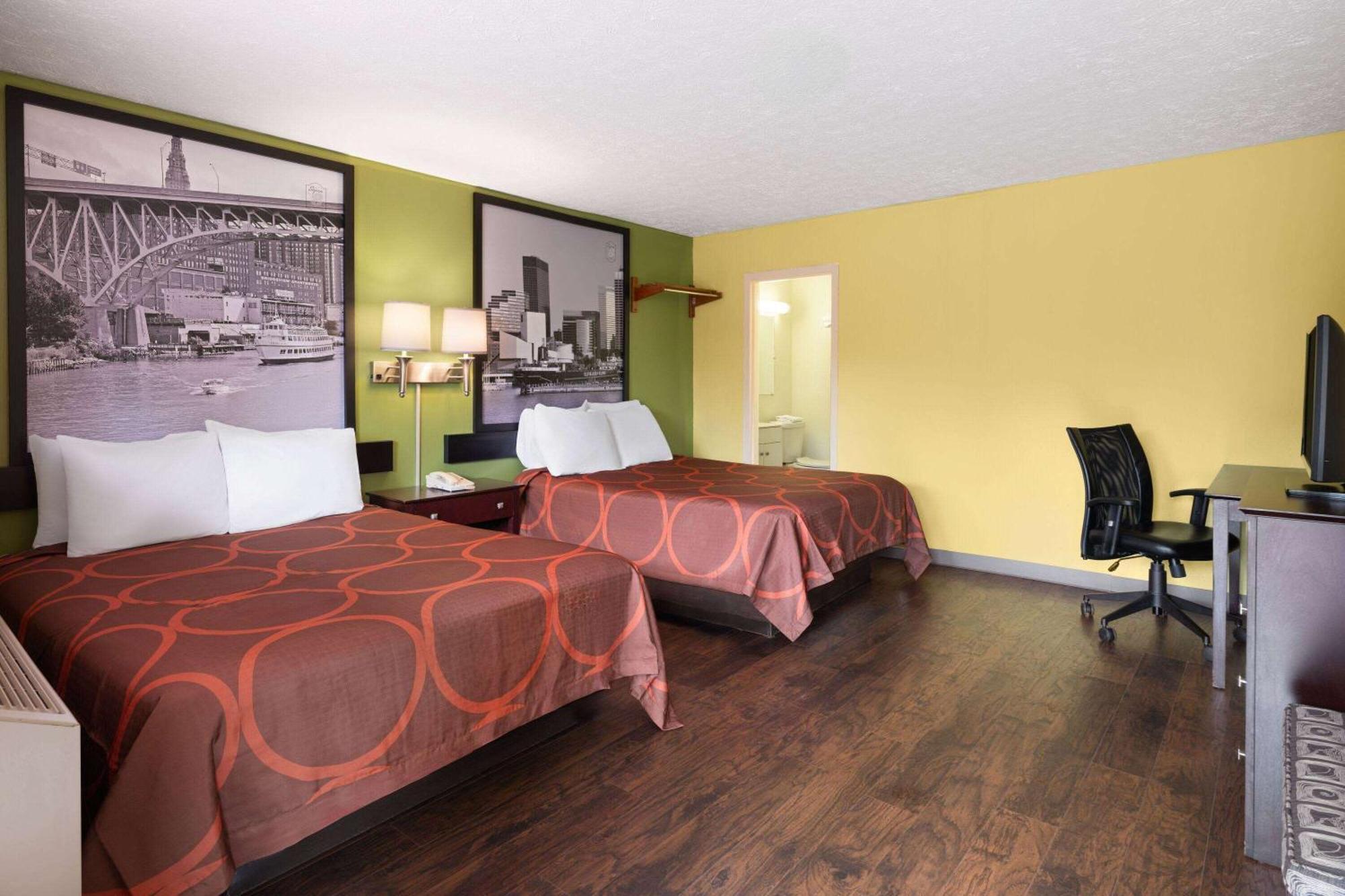 Super 8 By Wyndham Youngstown Girard Bagian luar foto